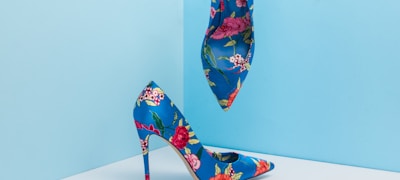 站点前沿模块展示网站最新动态和核心功能入口